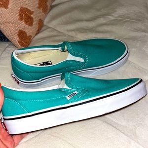 Turquoise VANS NEVER WORN!!!  (Women’s 7)
